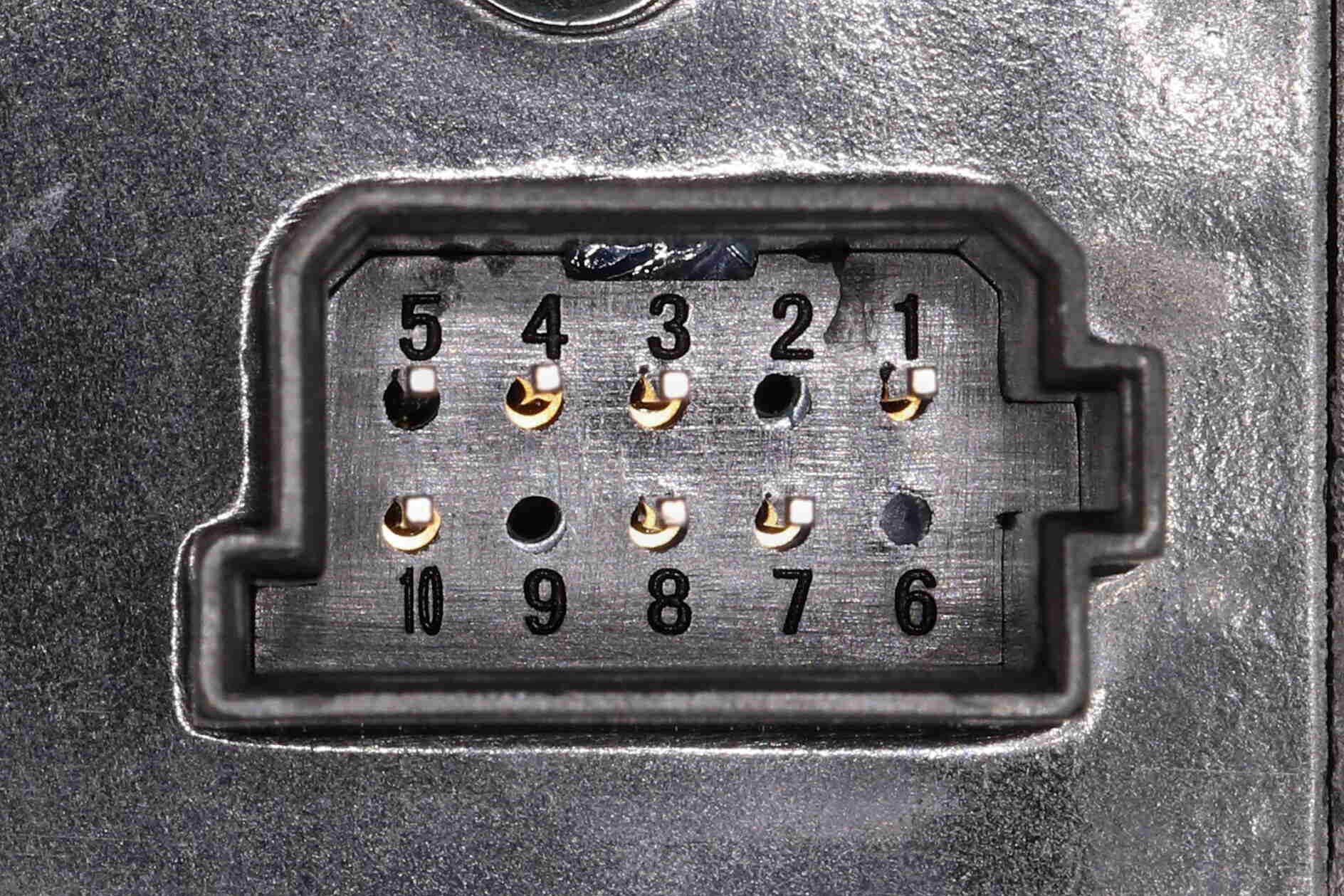 Выключатель, стеклолодъемник - V30-73-0159 VEMO