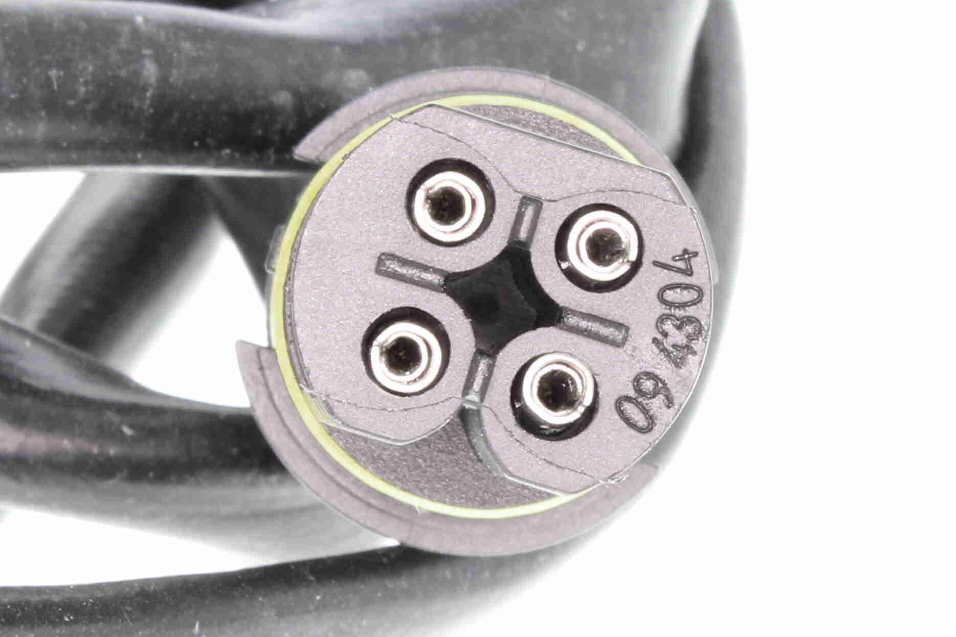 Pressure Switch, brake hydraulics - V10-73-0442 VEMO