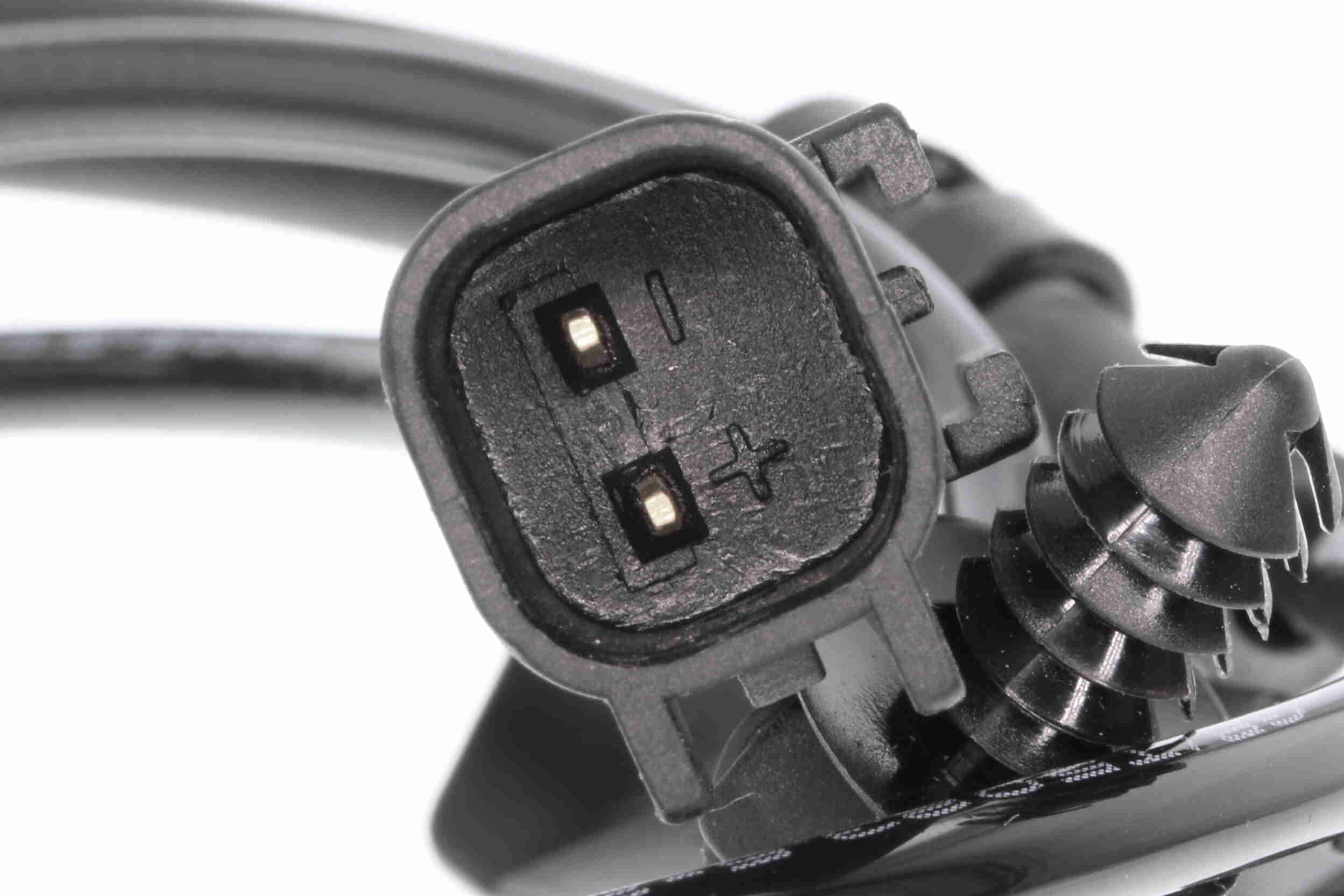 Sensor, wheel speed - V33-72-0027 VEMO