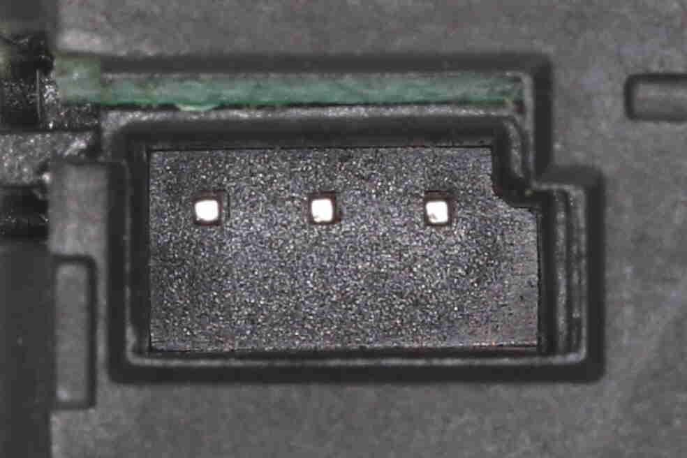 Регулировочный элемент, регулировка угла наклона фар - V40-77-0016 VEMO