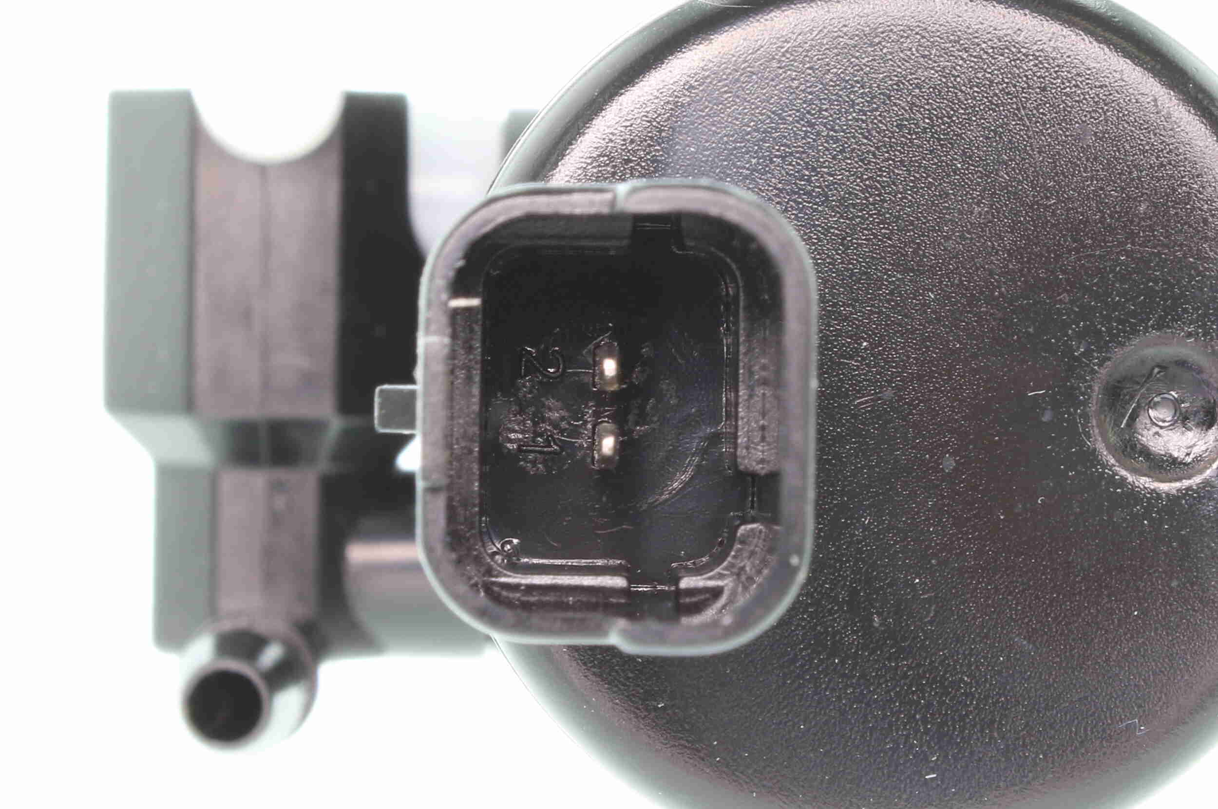 Water Pump, window cleaning - V42-08-0004 VEMO