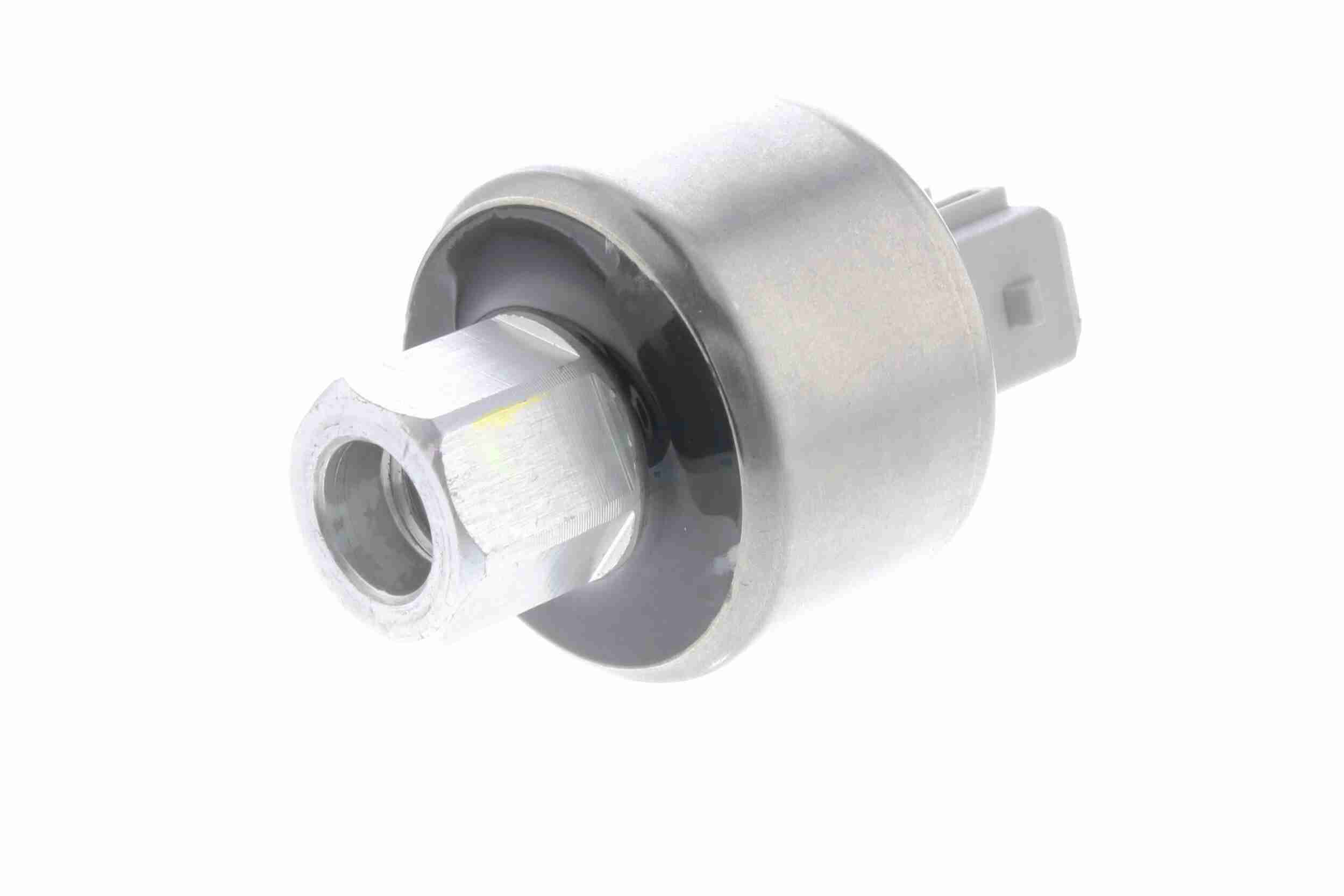 Idle Control Valve, air supply - V42-77-0006 VEMO
