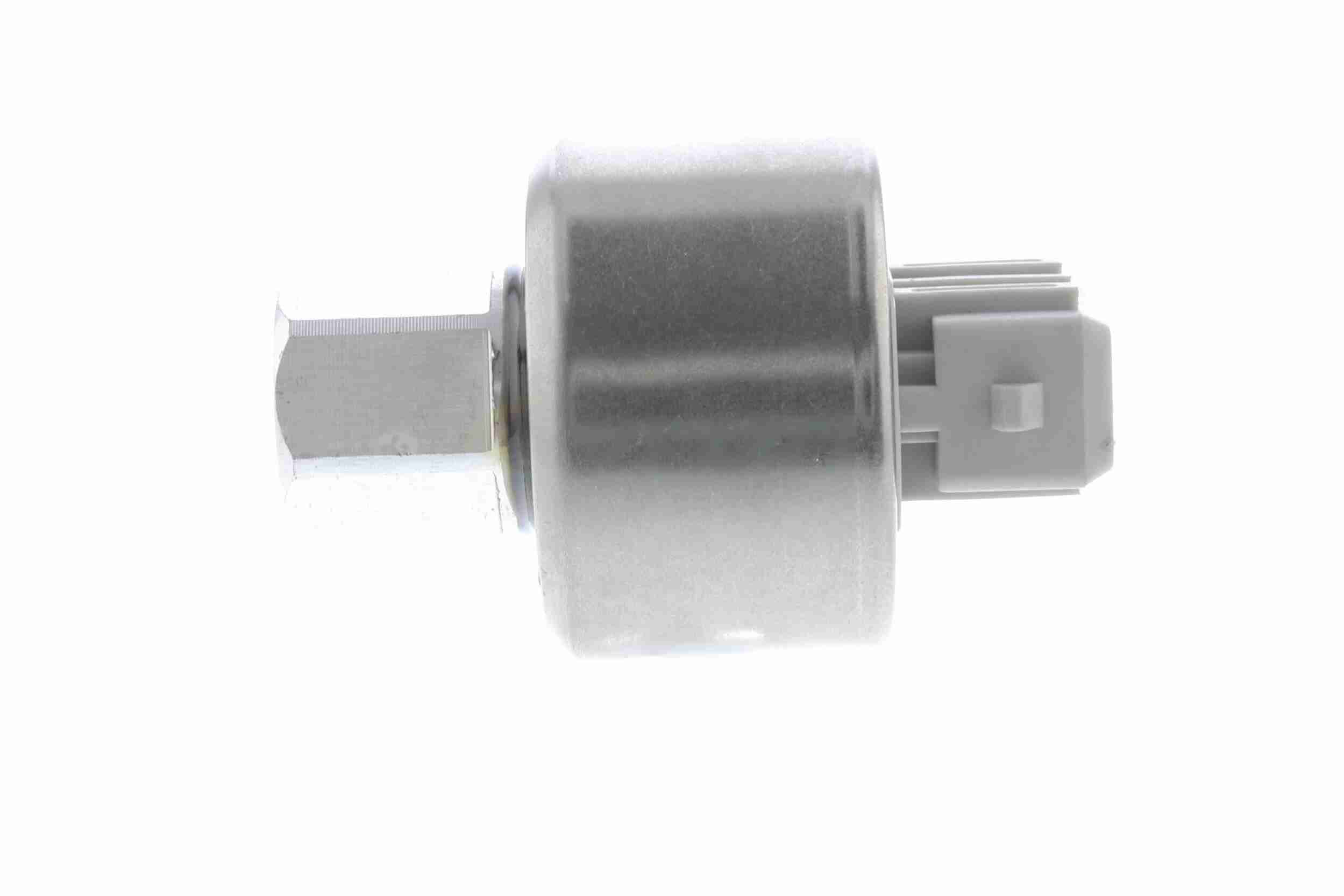 Idle Control Valve, air supply - V42-77-0006 VEMO