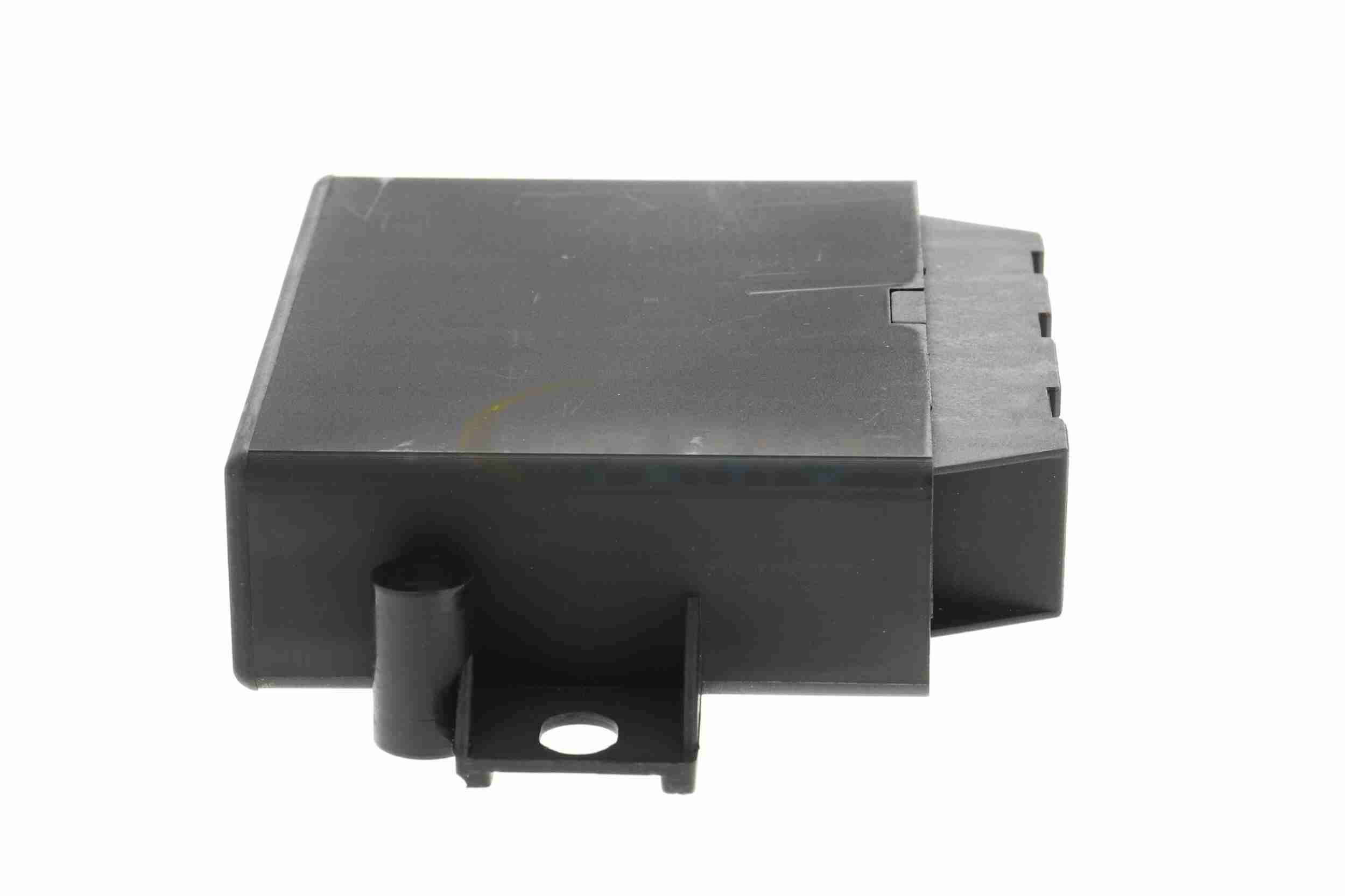 Thermostat Housing - V15-99-2034 VEMO
