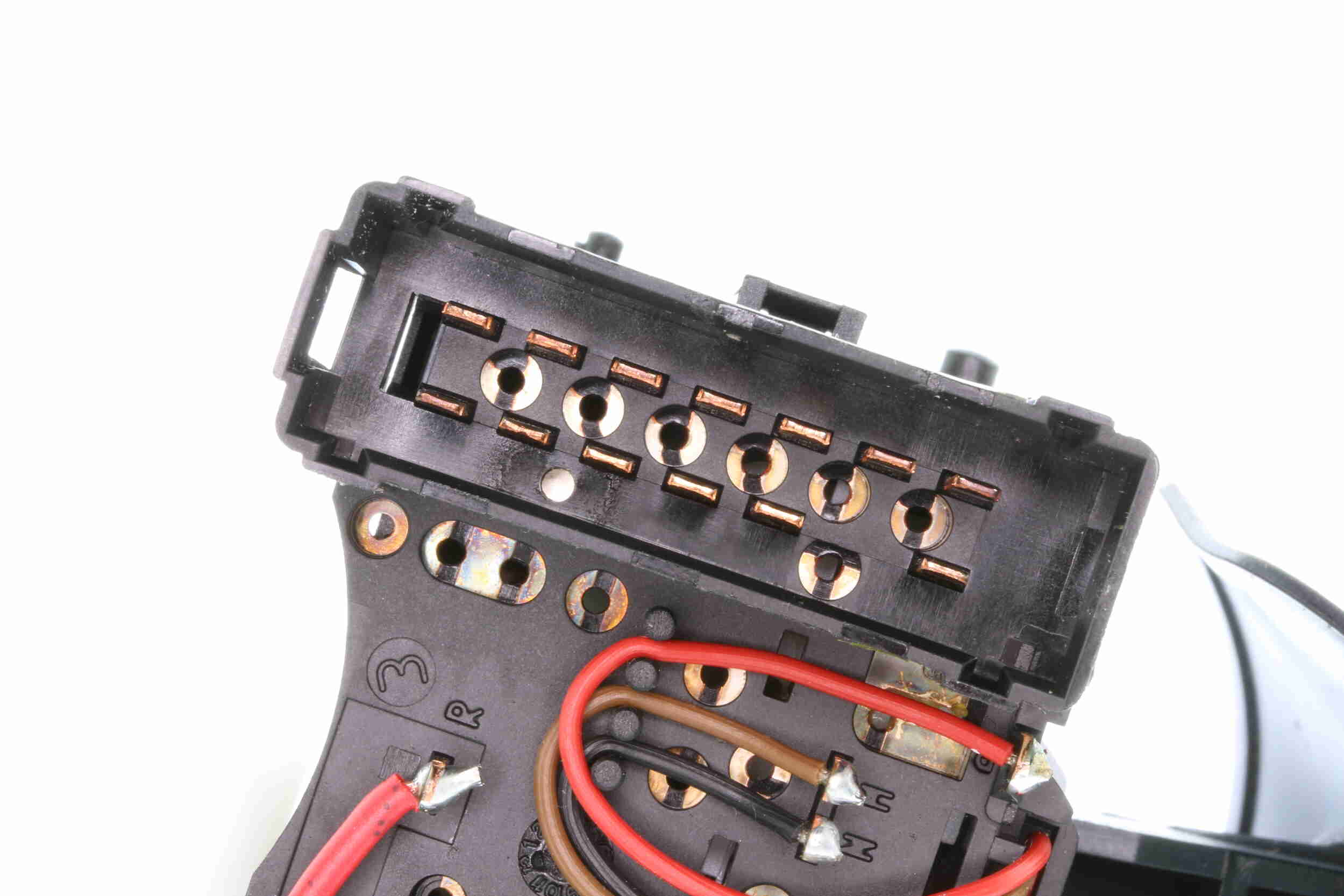 Sensor, wheel speed - V33-72-0025 VEMO