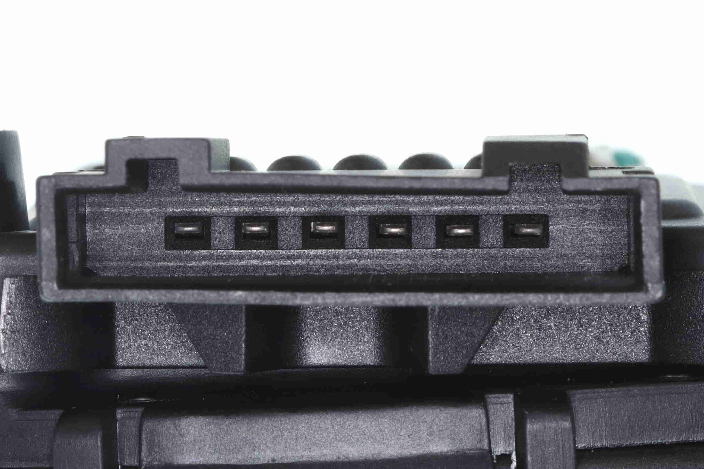 Tailgate Handle - V25-85-0005 VEMO