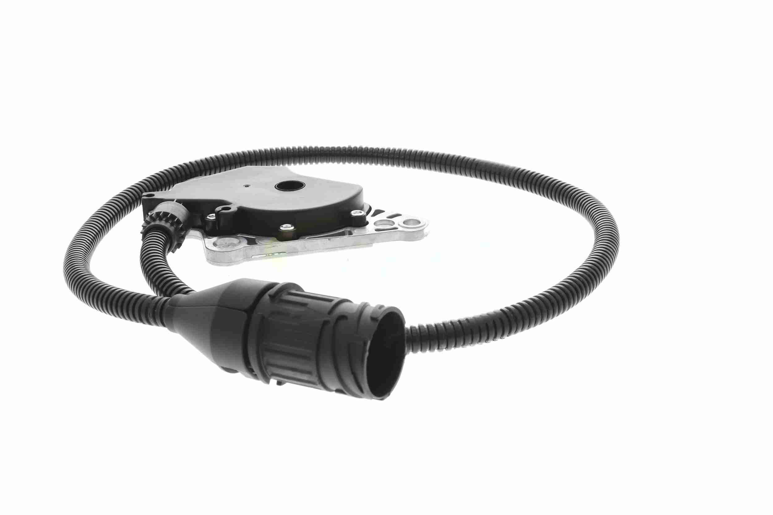 Sensor, wheel speed - V20-72-5218-1 VEMO