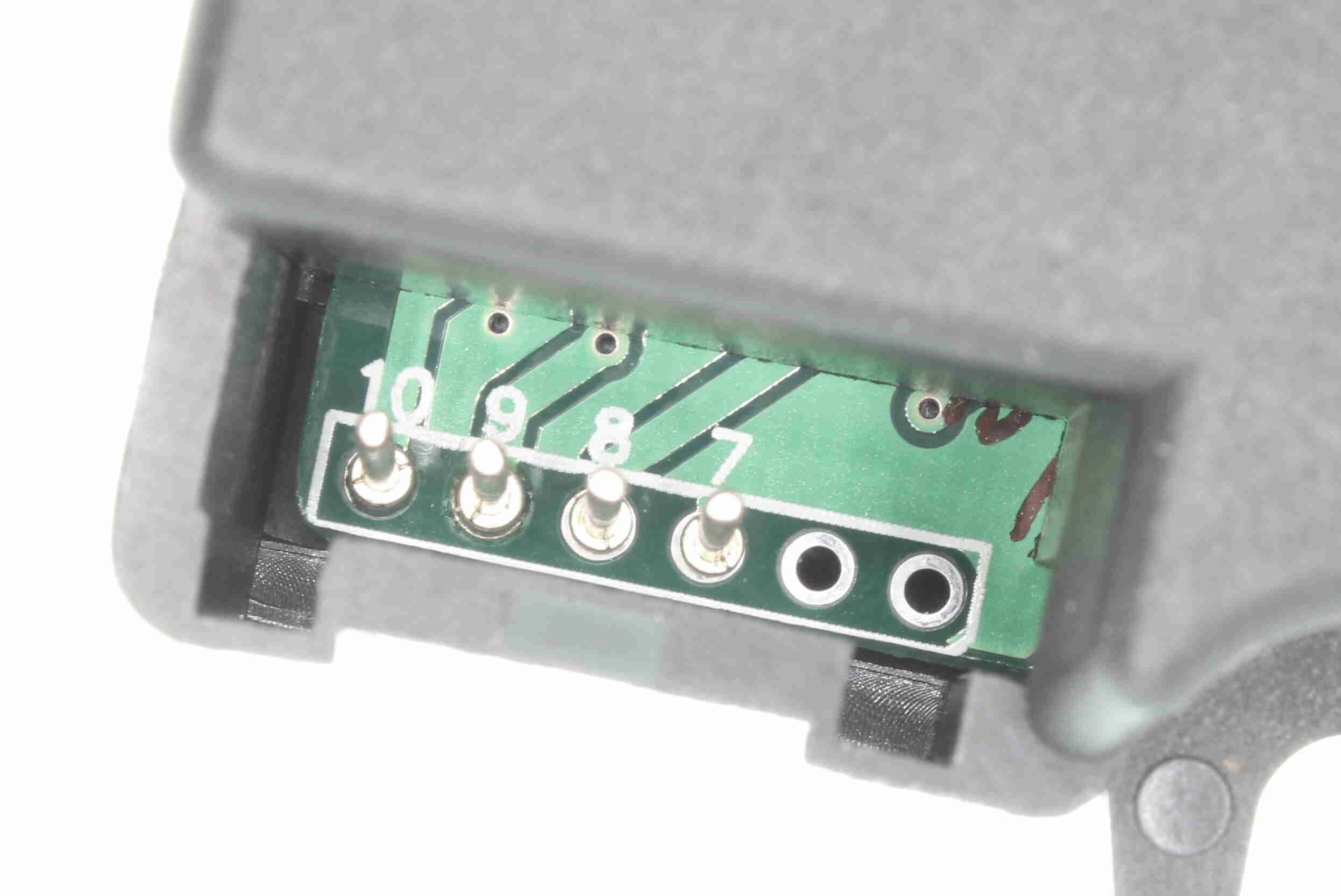 Sensor, wheel speed - V26-72-0135 VEMO