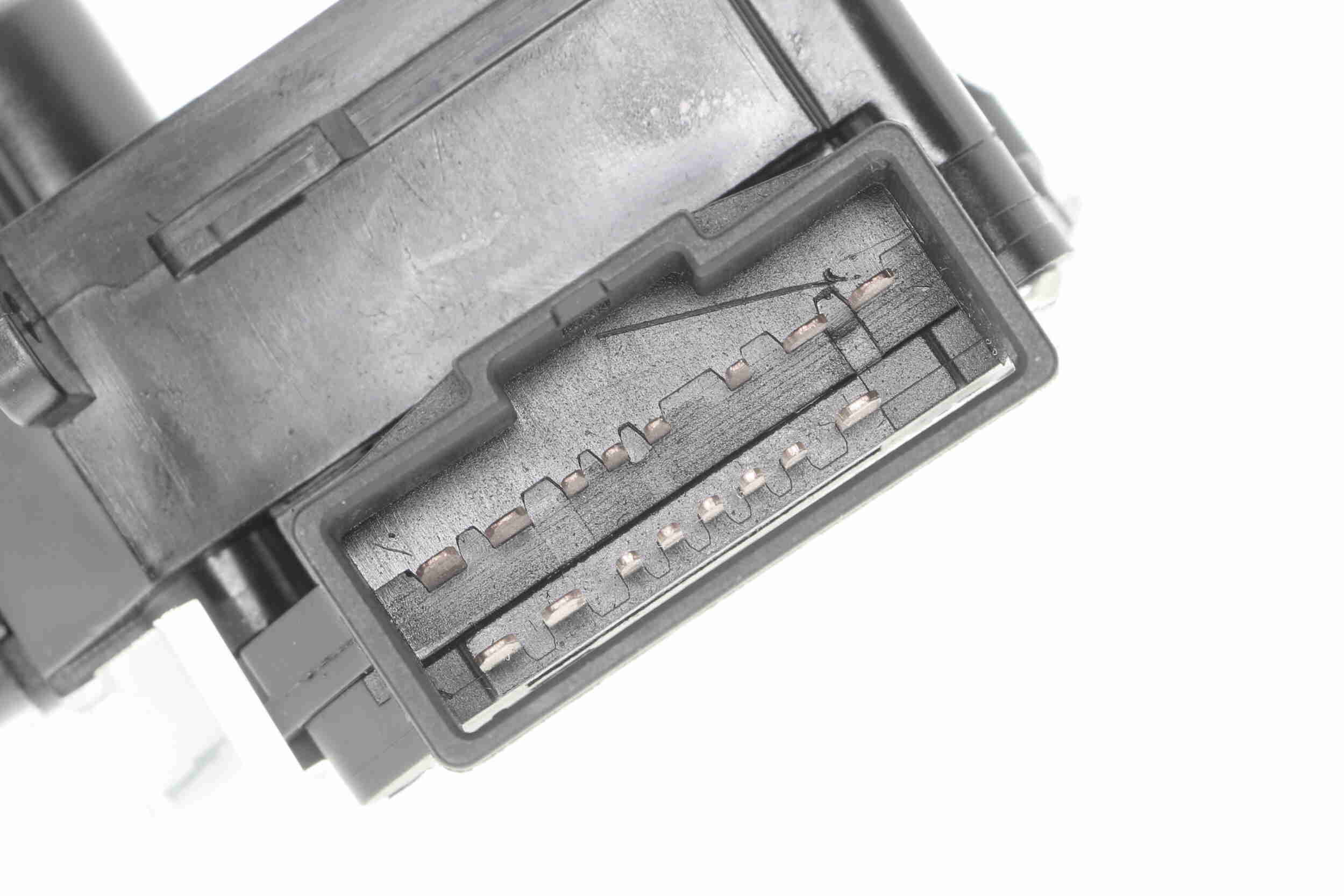 Sensor, wheel speed - V52-72-0179 VEMO