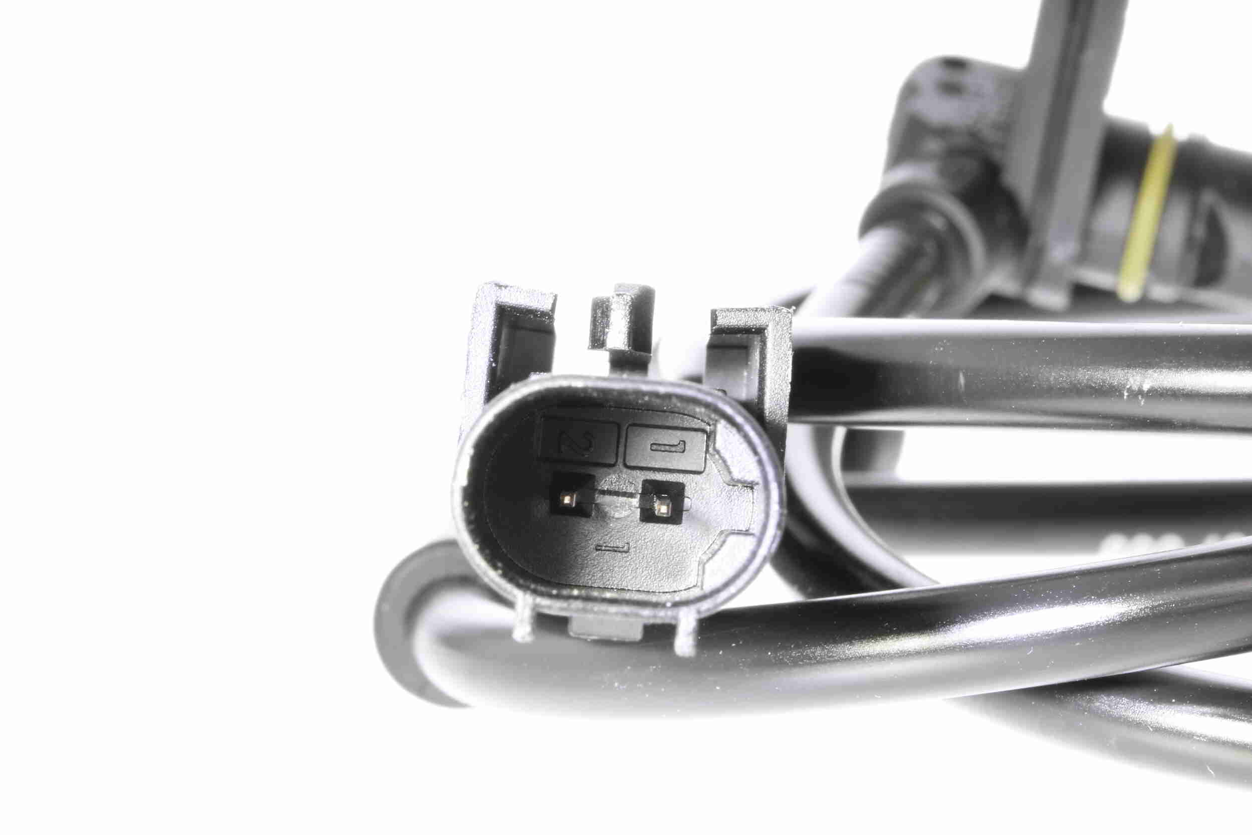 Sensor, wheel speed - V70-72-0049 VEMO