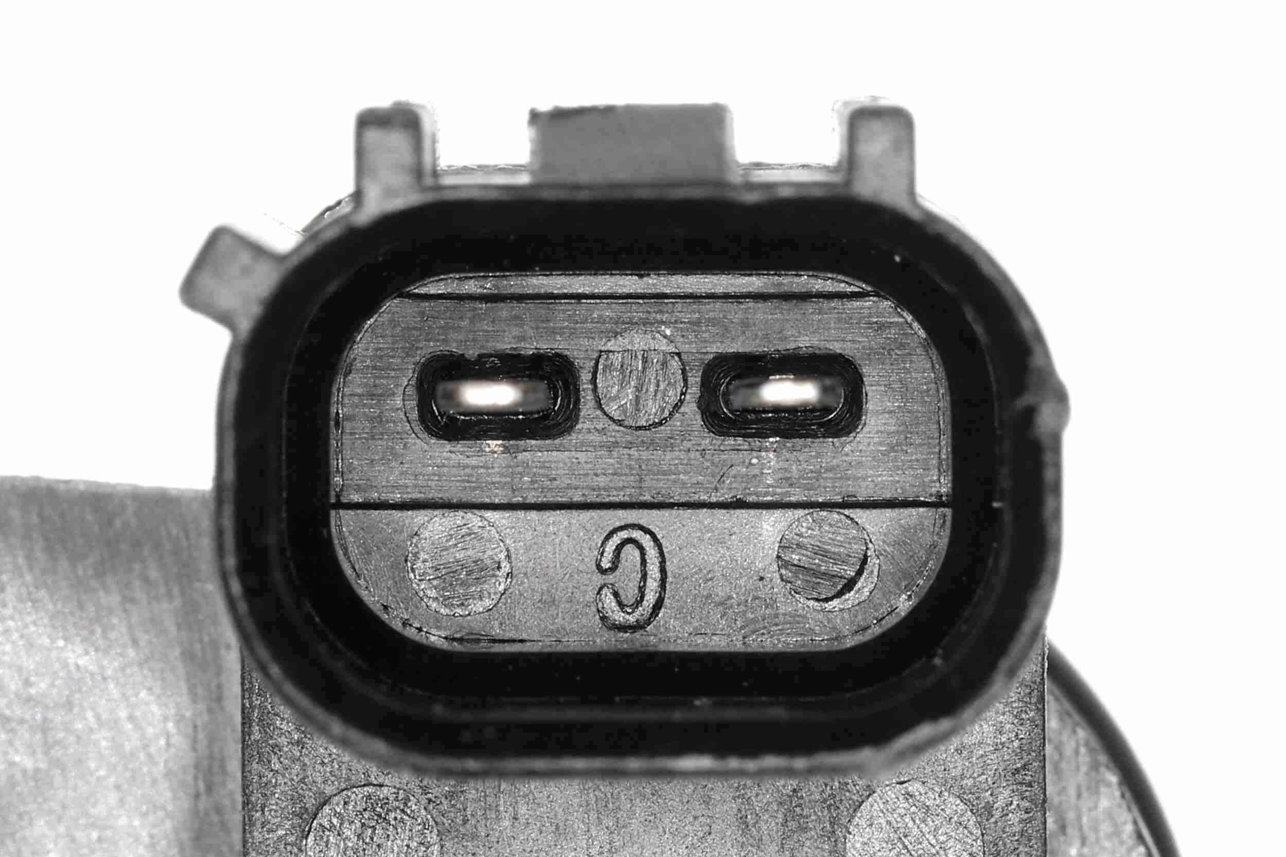 Sensor, wheel speed - V70-72-0210 VEMO
