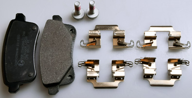 Kit pastiglie freno, Freno a disco - B111323 DENCKERMANN