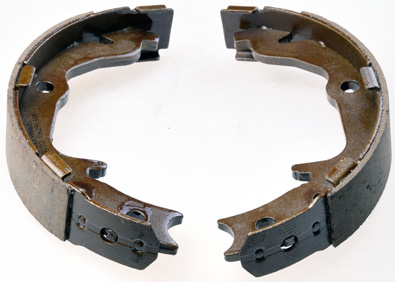 Комплект тормозных колодок - B120220 DENCKERMANN