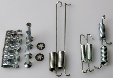 Accessory Kit, brake shoes - B160113 DENCKERMANN