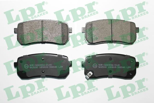 Комплект тормозных колодок, дисковый тормоз - 05P2046 LPR