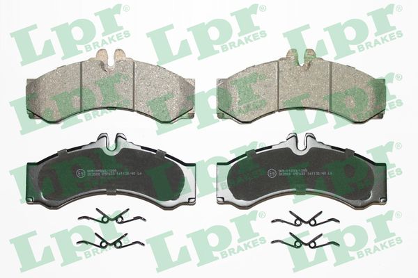 Комплект тормозных колодок, дисковый тормоз - 05P633 LPR