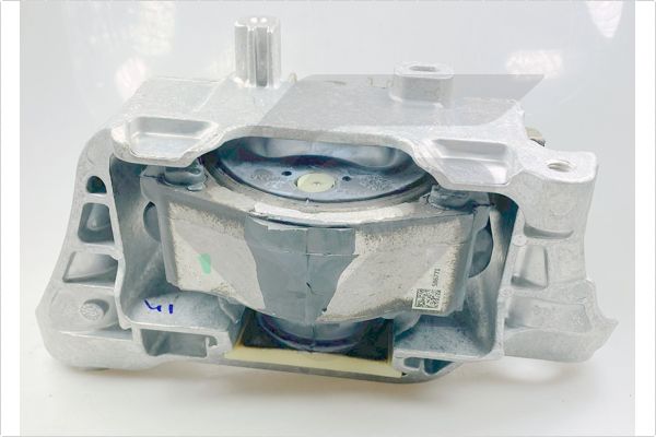 Engine Mounting - 586771 HUTCHINSON