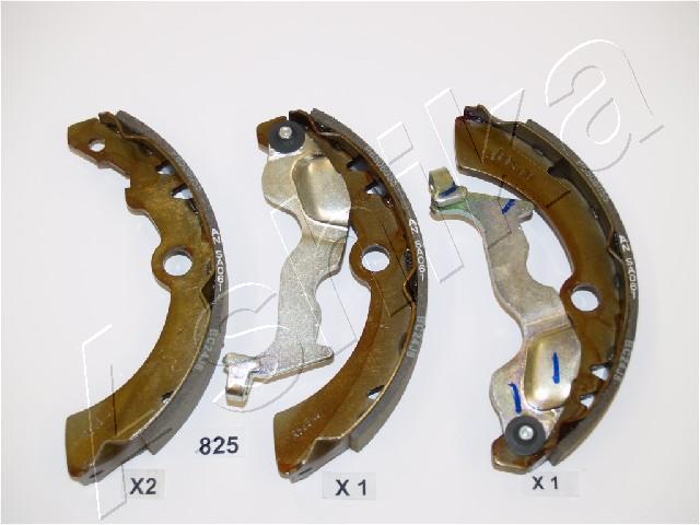 Brake Shoe Set - 55-08-825 ASHIKA
