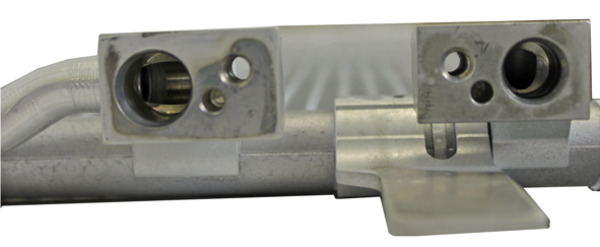 Condenser, air conditioning - AC 772 000P MAHLE
