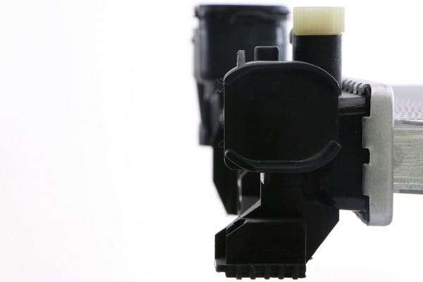 Radiator, engine cooling - CR 513 000S MAHLE