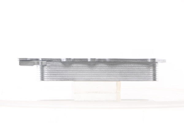 Oil Cooler, engine oil - CLC 131 000S MAHLE