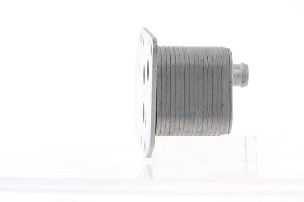 Oil Cooler, engine oil - CLC 138 000S MAHLE