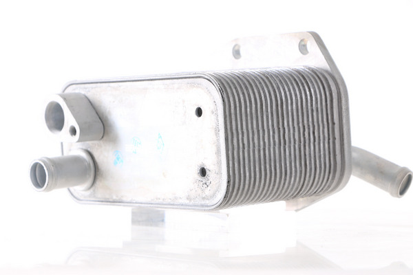 Oil Cooler, engine oil - CLC 159 000S MAHLE
