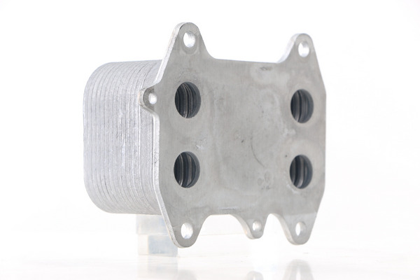 Oil Cooler, engine oil - CLC 114 000S MAHLE