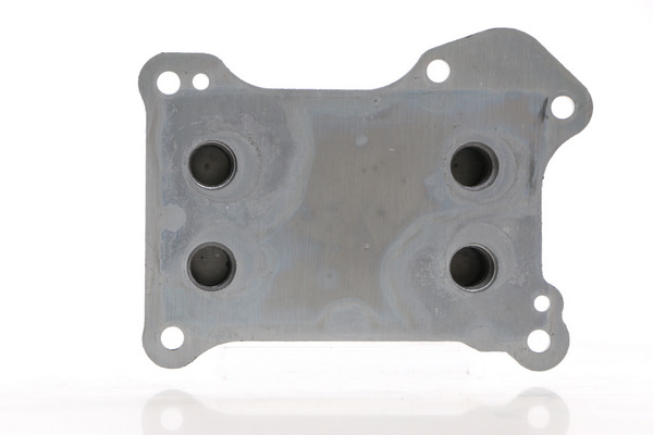 Oil Cooler, engine oil - CLC 226 000S MAHLE
