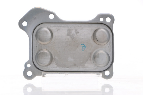 Oil Cooler, engine oil - CLC 226 000S MAHLE