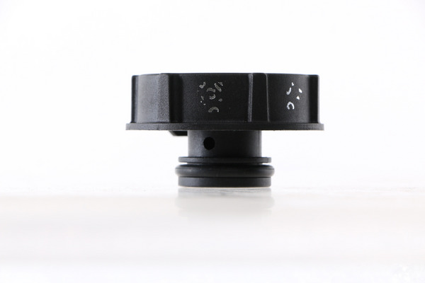 Sealing Cap, coolant tank - CRB 120 000S MAHLE