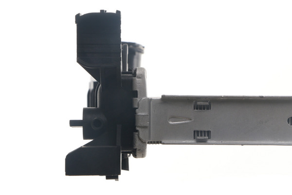 Radiator, engine cooling - CR 37 000S MAHLE