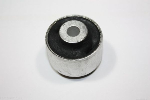 Control Arm-/Trailing Arm Bush - 110039910 AUTOMEGA