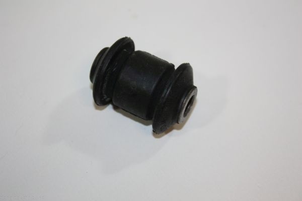 Control Arm-/Trailing Arm Bush - 110052110 AUTOMEGA