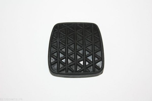 Clutch Pedal Pad - 120078010 AUTOMEGA