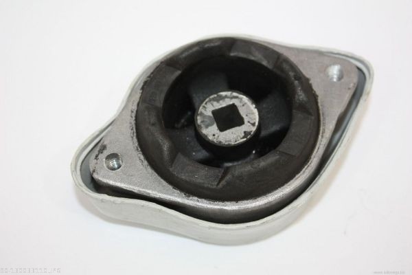 Mounting, automatic transmission - 130033110 AUTOMEGA