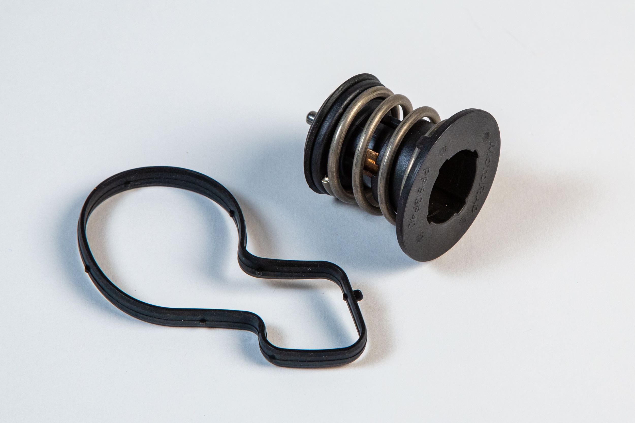 Thermostat, coolant - 965-80K MOTORAD