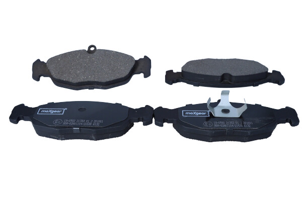 Комплект тормозных колодок, дисковый тормоз - 19-0592 MAXGEAR