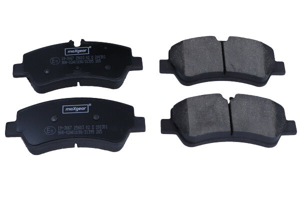 Комплект тормозных колодок, дисковый тормоз - 19-3667 MAXGEAR