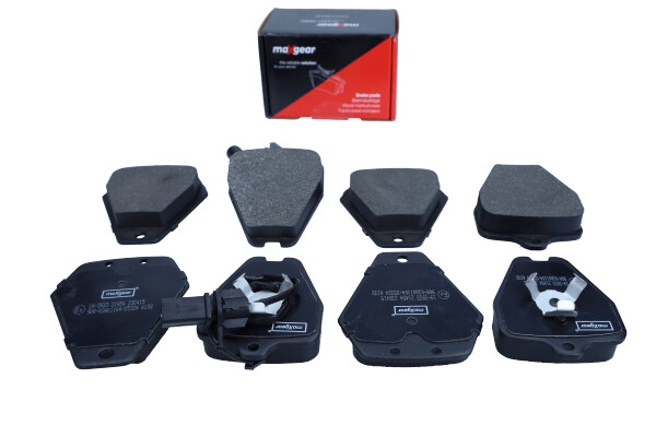 Комплект тормозных колодок, дисковый тормоз - 19-3933 MAXGEAR