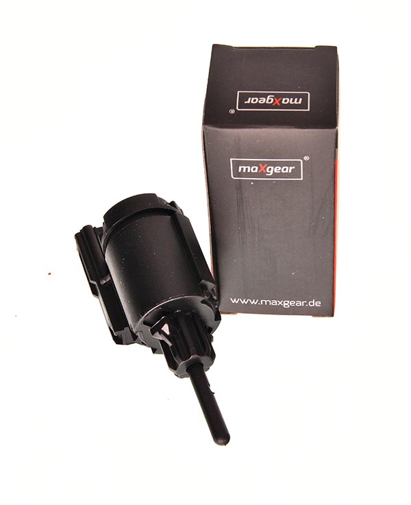 Выключатель фонаря сигнала торможения - 50-0048 MAXGEAR