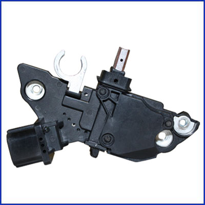Alternator Regulator - 130617 HITACHI