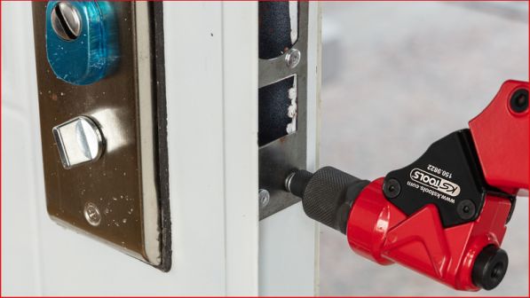 Serie di rivettatrici per rivetti ciechi - 150.9820 KS TOOLS