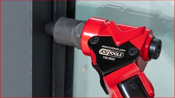 Serie di rivettatrici per rivetti ciechi - 150.9820 KS TOOLS