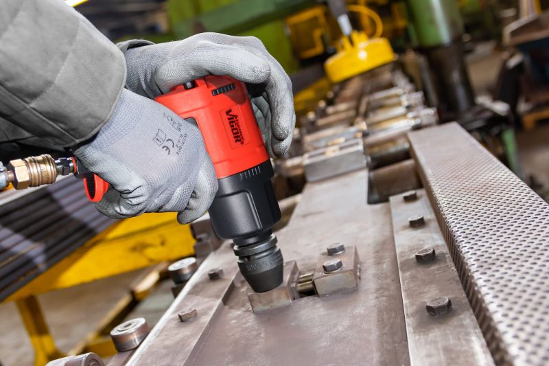 Impact Wrench (compressed air) - V6899N VIGOR