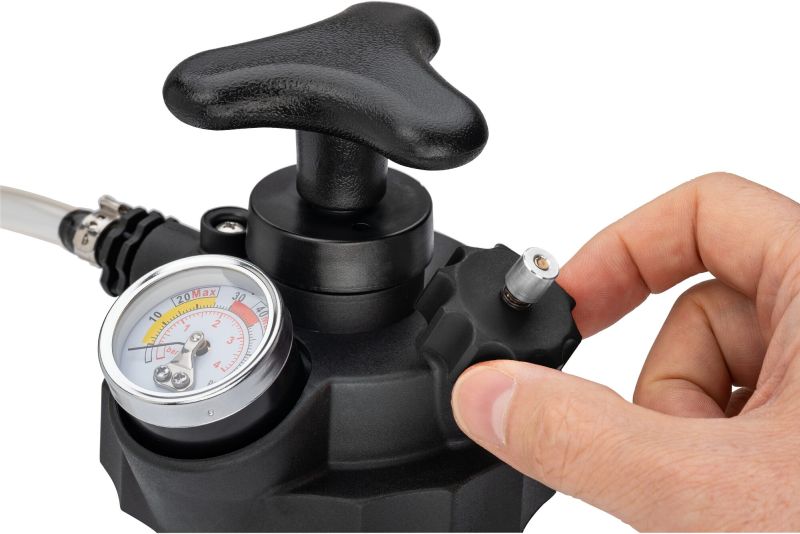 Filler/Bleeder Unit, brake fluid - V4411 VIGOR