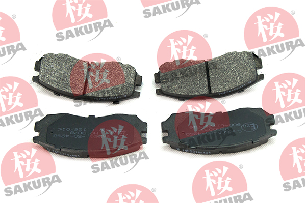 Bremsbelagsatz, Scheibenbremse - 600-50-4260 SAKURA