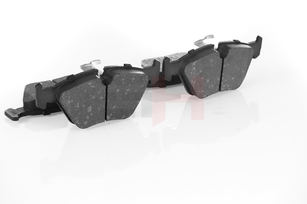 Комплект тормозных колодок, дисковый тормоз - GH-411523 GH