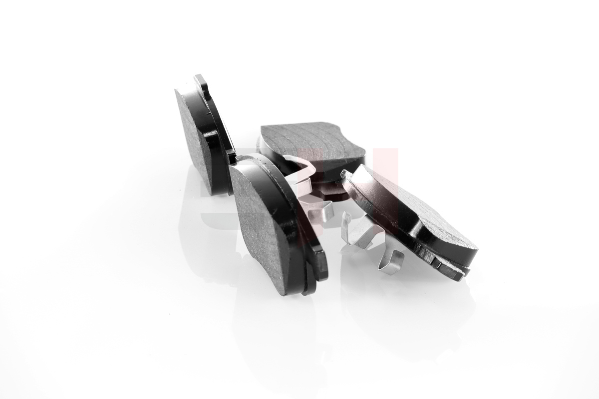 Комплект тормозных колодок, дисковый тормоз - GH-413033 GH