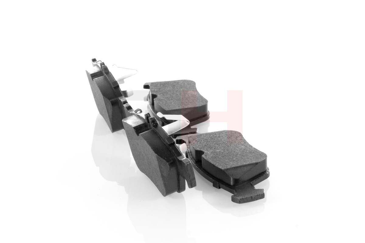 Комплект тормозных колодок, дисковый тормоз - GH-413330 GH